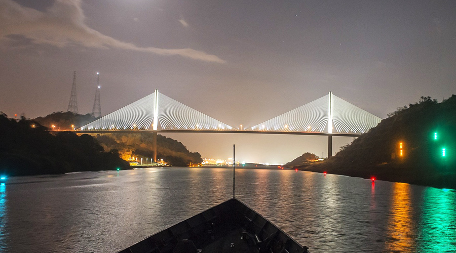 Centennial bridge Panama.jpg